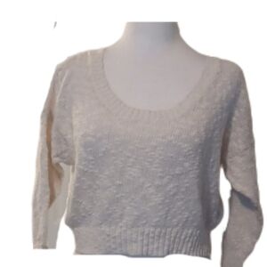 -- Guess White Crew Neck Sweater with Textured Knit